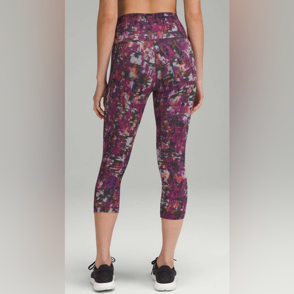 Lululemon multicolor wunder train HR tight 25” - Picture 3 of 5